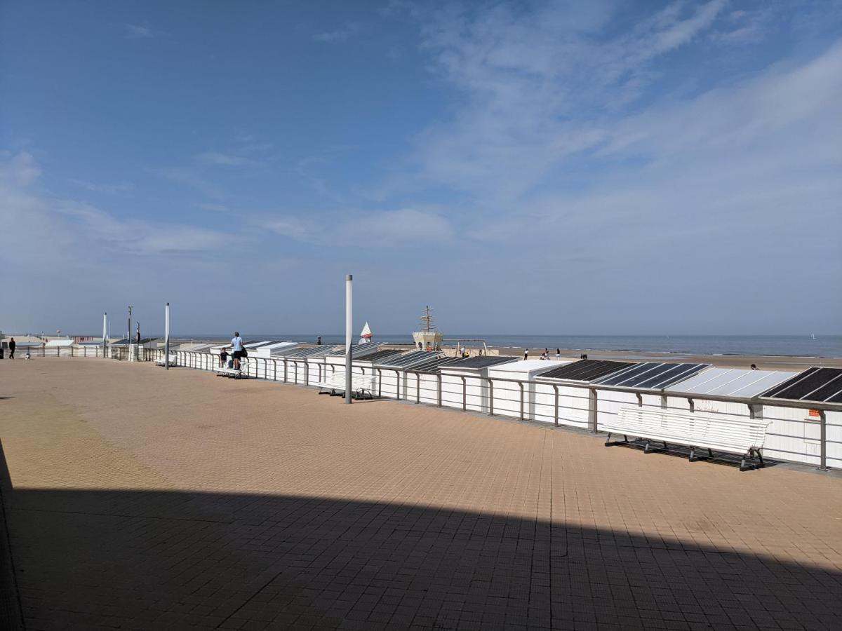 Sun South- Seaview-sea At 15meter-ostend *