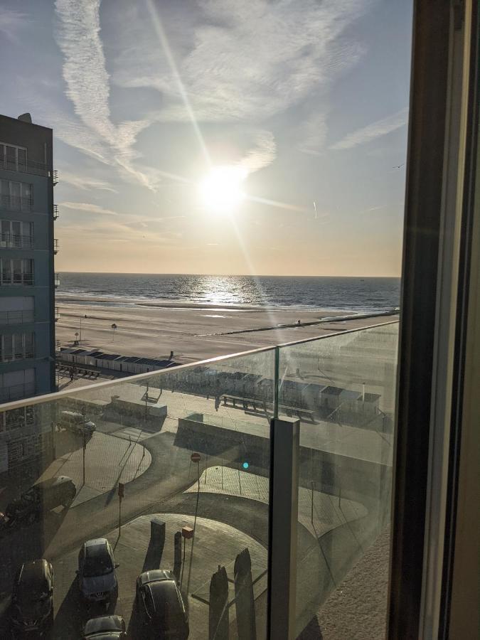 Sun South- Seaview-sea At 15meter-ostend Appartement